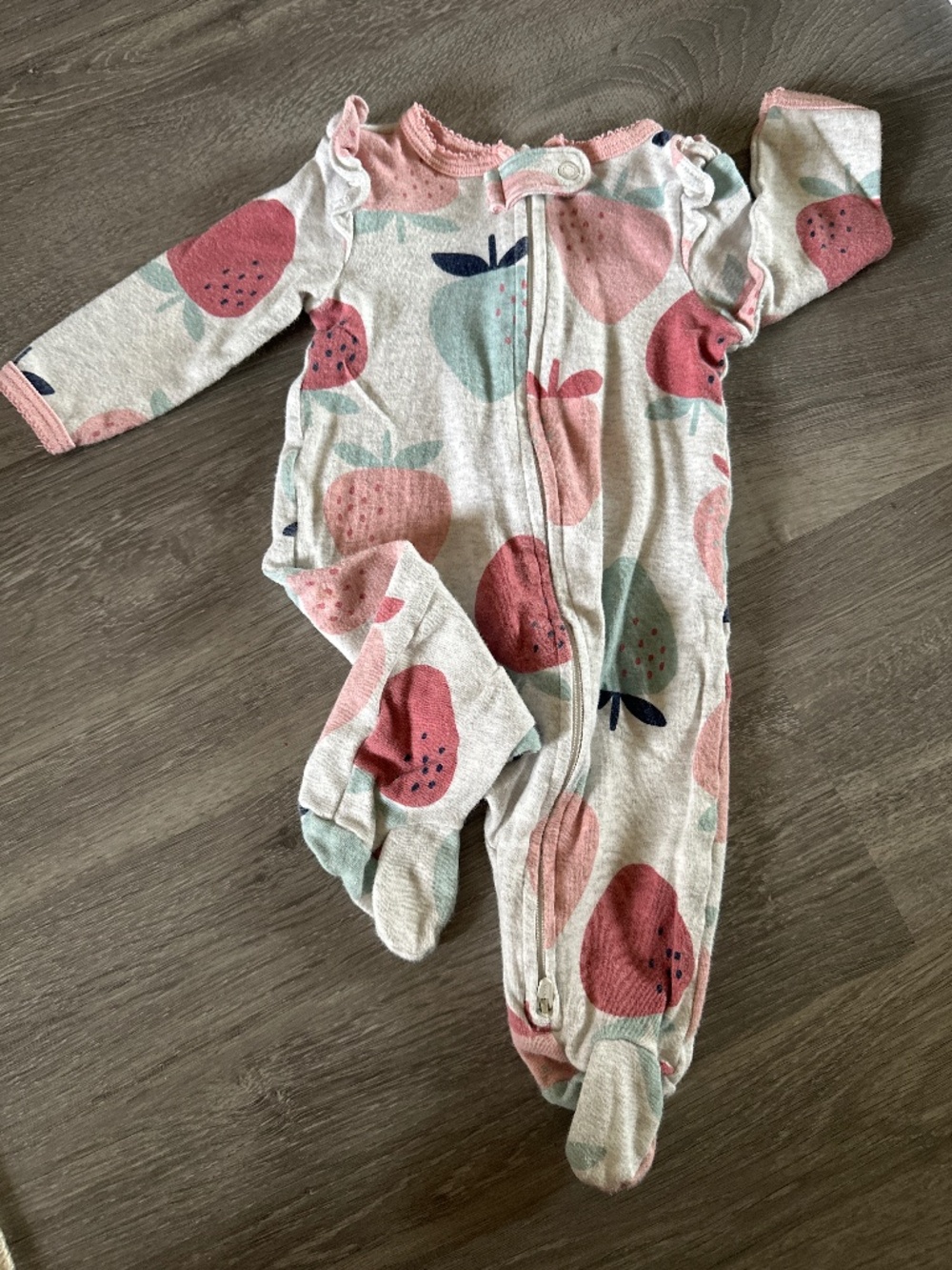 Cutesie grey and pink inside